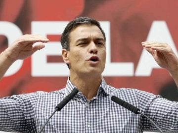 El secretario general del PSOE, Pedro Sánchez, durante su intervención en la fiesta de la Rosa del PSC El secretario general del PSOE, Pedro Sánchez, durante su intervención en la fiesta de la Rosa del PSC