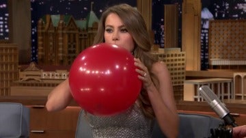 Sofía Vergara responde a Jimmy Fallon con voz de pito Sofía Vergara responde a Jimmy Fallon con voz de pito
