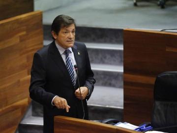 El asturiano Javier Fernández se perfila como presidente de la gestora El asturiano Javier Fernández se perfila como presidente de la gestora