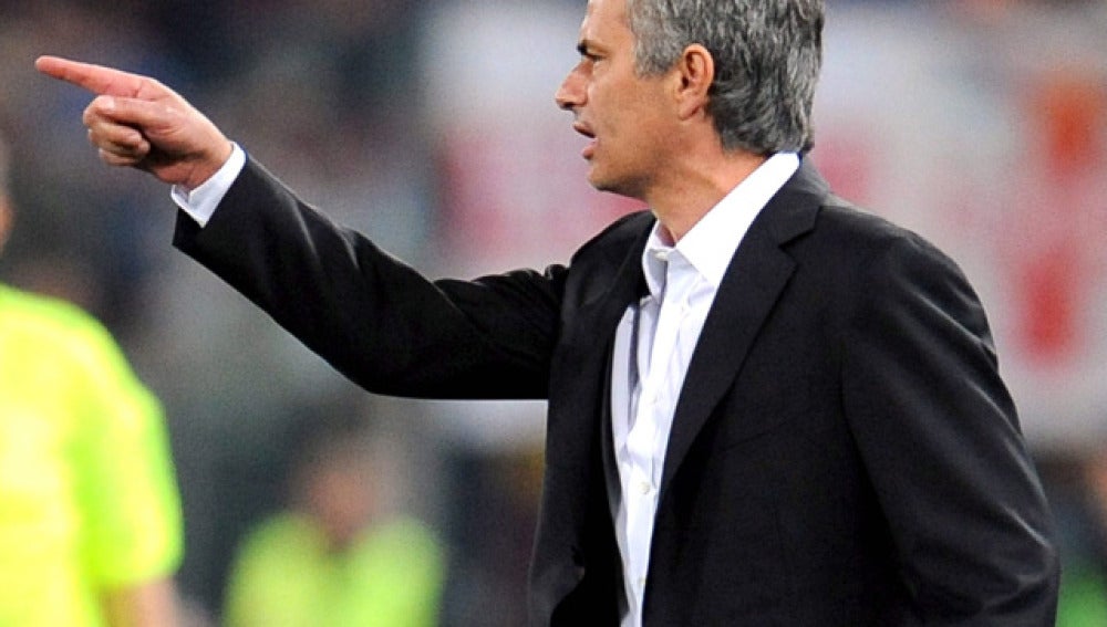 Duelo verbal entre Mourinho y Ranieri