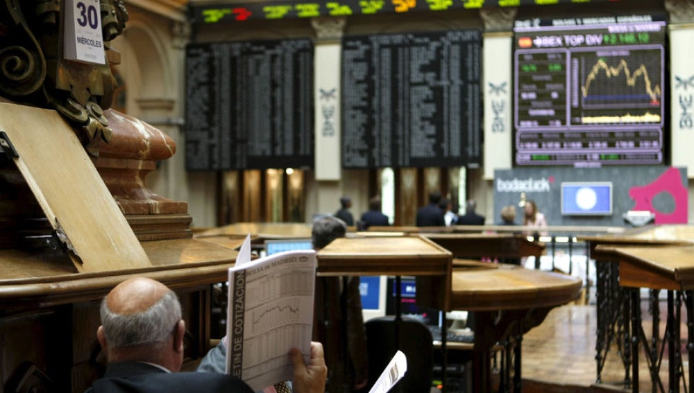 La bolsa de Madrid sigue por encima de los 10.000 puntos