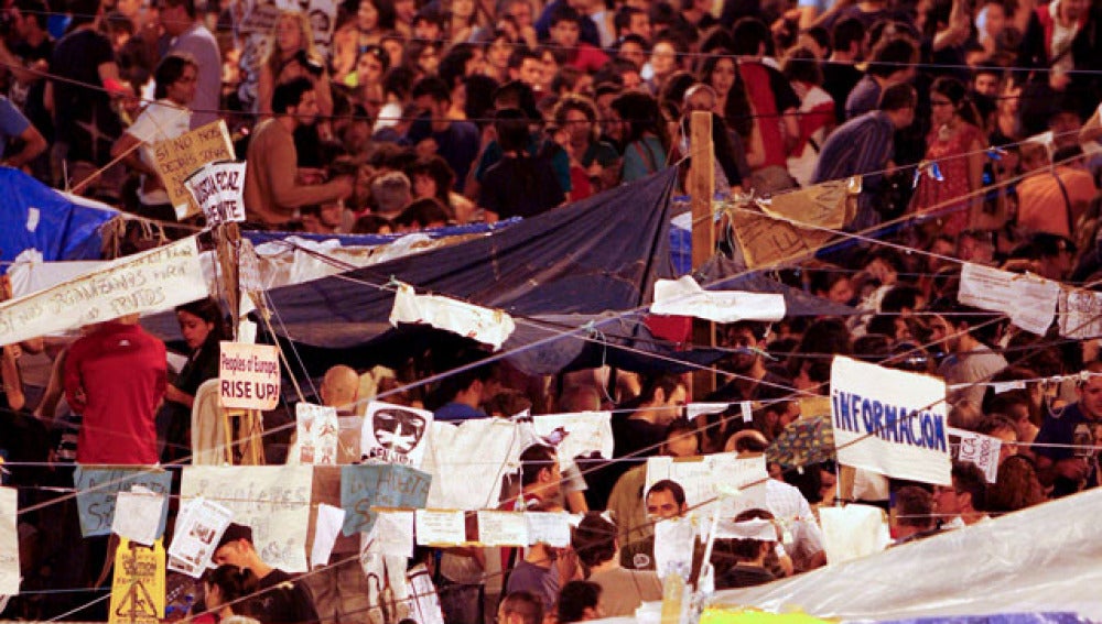Los acampados en la Plaza de Cataluña