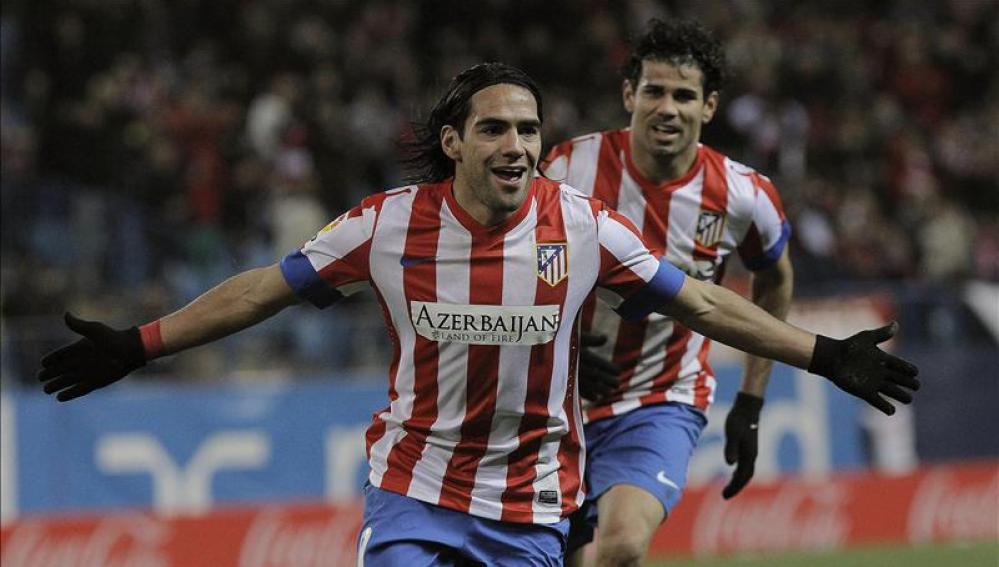 Falcao celebra uno de sus cinco goles