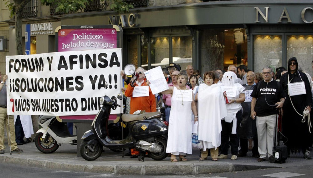 Protesta de afectados por Afinsa y Forum