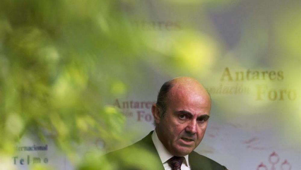 Luis de Guindos, durante una conferencia en Sevilla