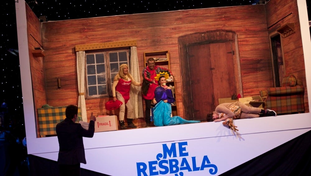 Teatro de pendiente - ¿Me lo dices en serie?
