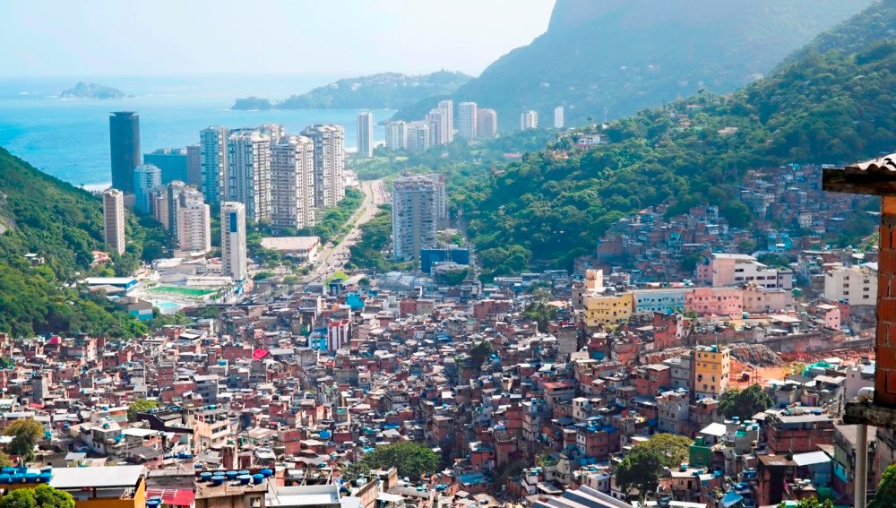 Resultado de imagen para favelas rio de janeiro