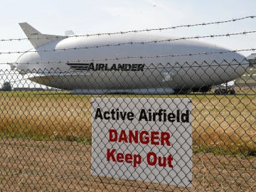 El Airlander se estrella durante un vuelo de prueba El Airlander se estrella durante un vuelo de prueba