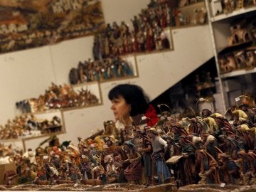 Puestos de Navidad con figuritas del Belén Puestos de Navidad con figuritas del Belén