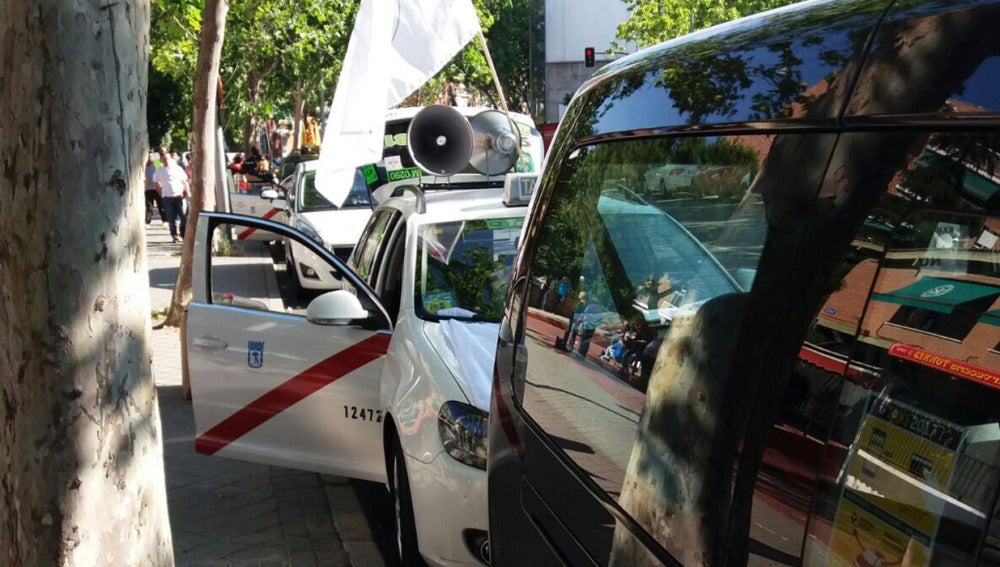 Taxis parados por la huelga en Madrid