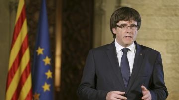 Puigdemont comparece tras la aplicación del artículo 155 Puigdemont comparece tras la aplicación del artículo 155