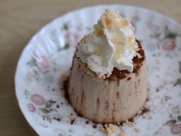 La apetecible panna cotta de turrón de Bocados Divinos. La apetecible panna cotta de turrón de Bocados Divinos.