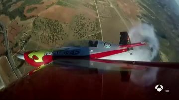 Más de 30 pilotos realizan acrobacias en impresionantes en el