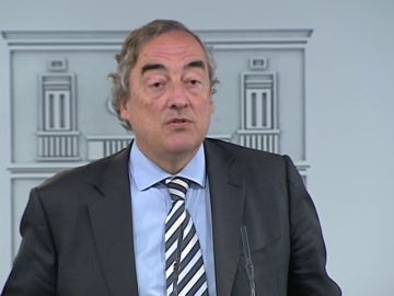 Valerio adelanta que el acuerdo entre Gobierno y Agentes Sociales contempla un salario mínimo por convenio de 1.000 euros en 14 pagas Valerio adelanta que el acuerdo entre Gobierno y Agentes Sociales contempla un salario mínimo por convenio de 1.000 euros en 14 pagas