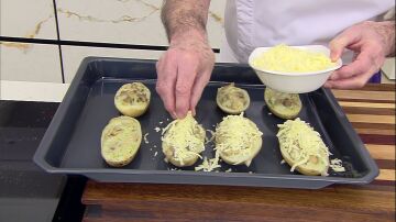 Patatas Rellenas De Champi Ones Al Ajillo Una Receta Socorrida Y