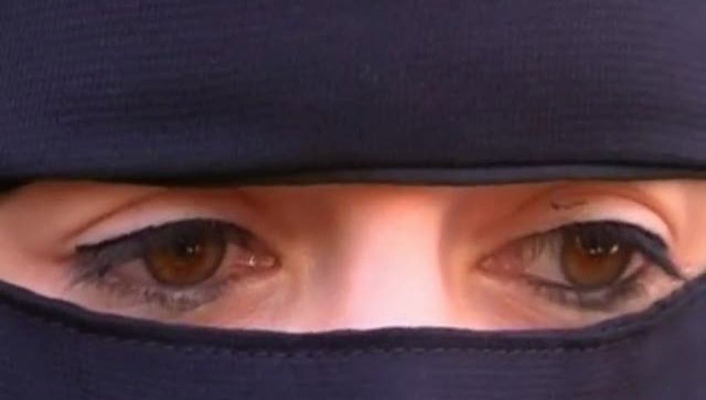 Prohibición del velo y el burka