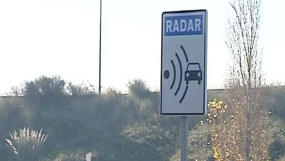 Desciende el número de multas por radares