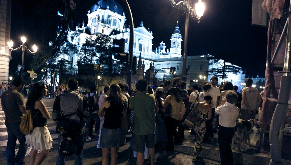 Desalojan la Catedral de la Almudena