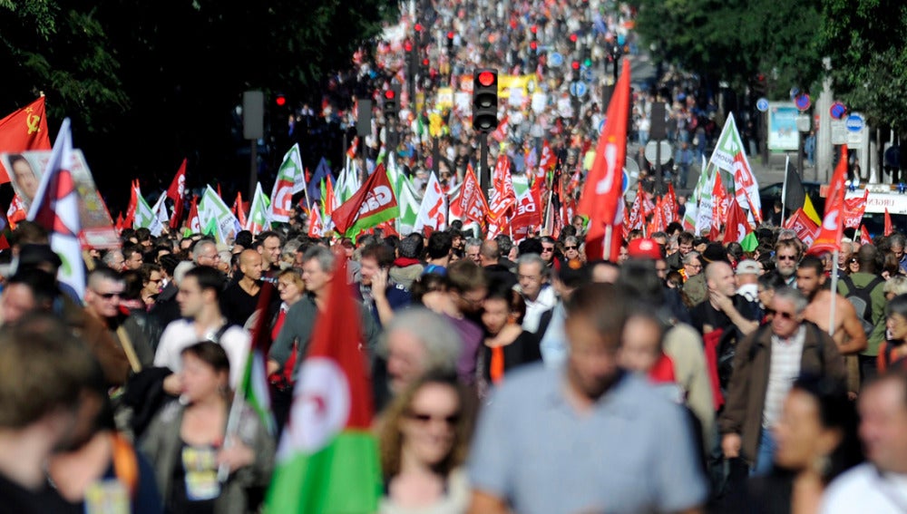 Manifestantes en una calle de París
