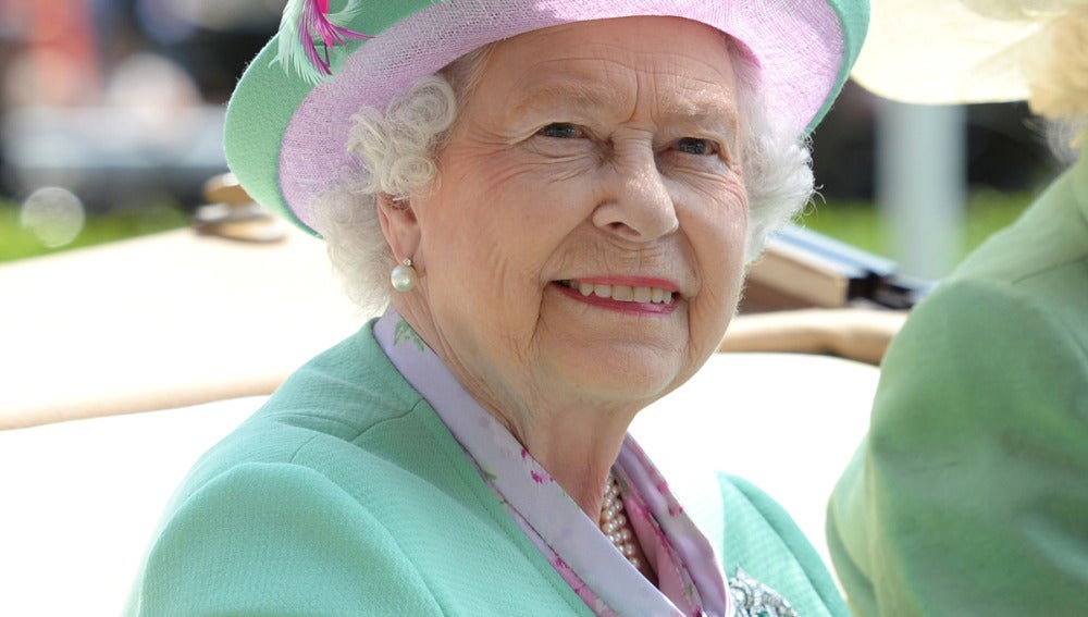 La reina Isabel II en el Royal Ascot 2013
