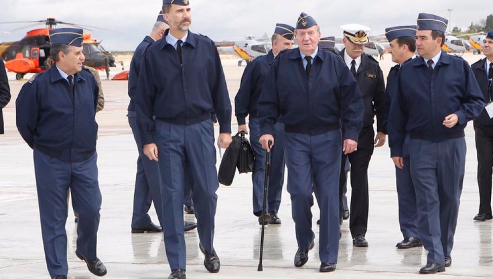El Rey Felipe y Don Juan Carlos, juntos por primera vez tras la abdicación