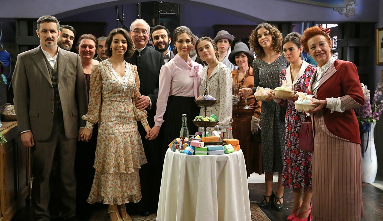 ANTENA 3 TV SERIES El secreto de Puente Viejo Web oficial de la serie española El secreto ANTENA 3 TV SERIES El secreto de Puente Viejo Web oficial de la serie española El secreto