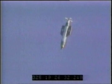 Frame 40.129507 de: EEUU lanza sobre Afganistán la bomba no nuclear más potente de su arsenal Frame 40.129507 de: EEUU lanza sobre Afganistán la bomba no nuclear más potente de su arsenal