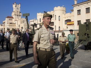 El teniente general Fernando Aznar Ladrón de Guevara, inaugura las jornadas conmemorativa El teniente general Fernando Aznar Ladrón de Guevara, inaugura las jornadas conmemorativa