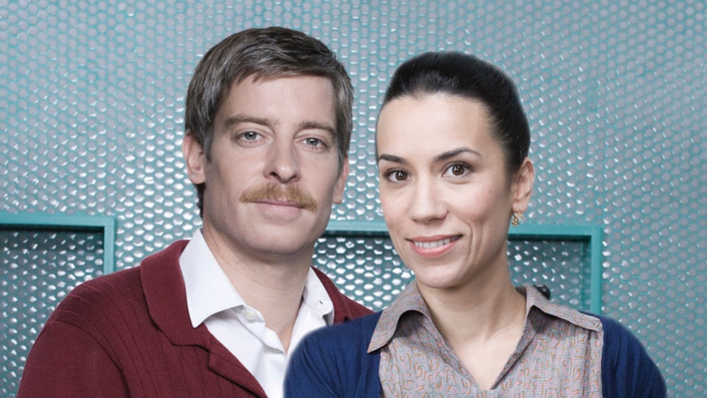 Itziar Miranda y Manu Baqueiro son Manolita y Marcelino en 'Amar es para siempre'