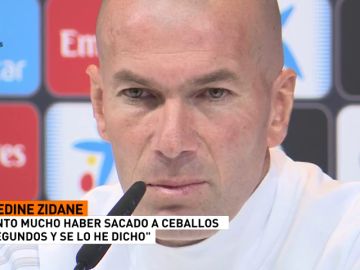 Zidane, sobre el cambio de Ceballos: "Lo siento mucho y se lo he dicho" Zidane, sobre el cambio de Ceballos: "Lo siento mucho y se lo he dicho"