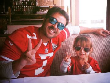 Luis Fonsi y su hija Mikaela Luis Fonsi y su hija Mikaela