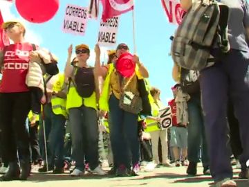 Los trabajadores de Correos inician este jueves una jornada de paros parciales y concentraciones Los trabajadores de Correos inician este jueves una jornada de paros parciales y concentraciones