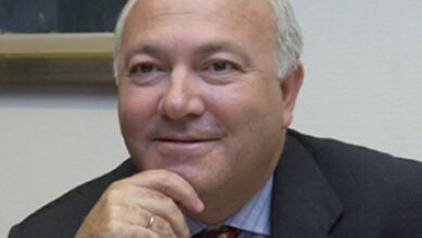 Moratinos viaja a Cuba para impulsar el diálogo del réginen con la Iglesia