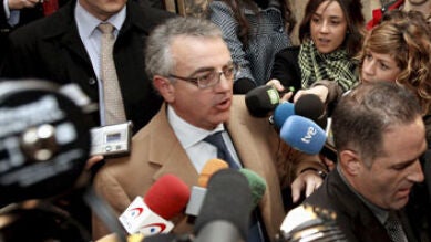 Miguel Sanz, Enrique Maya y Álvaro Miranda, imputados por el cobro de comisiones en Caja Navarra
