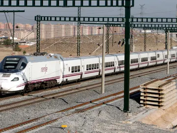 Un tren del AVE Un tren del AVE