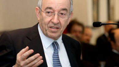 El Banco de España critica la reforma porque dificulta la contratación temporal