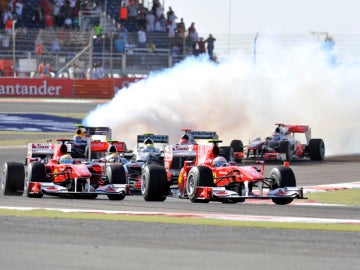 La primera curva en el circuito de Sakhir