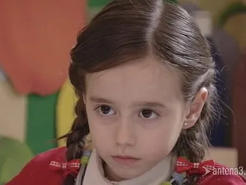 Lucía lee la mente Lucía lee la mente