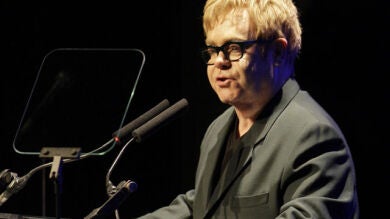 Censuran un concierto de Elton John en Egipto por decir que 'Jesús era gay'
