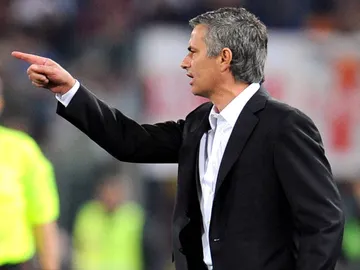Duelo verbal entre Mourinho y Ranieri Duelo verbal entre Mourinho y Ranieri