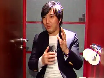 Antena 3 entrevista a Goichi Suda Antena 3 entrevista a Goichi Suda