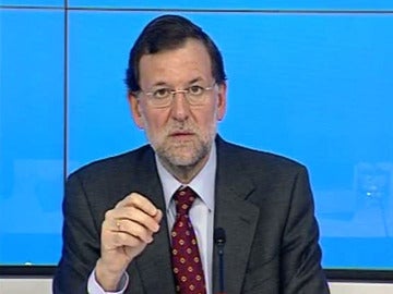 Rajoy: "A Zapatero le han cantando las cuarenta"