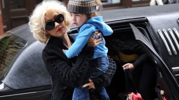 Christina Aguilera con su hijo Max