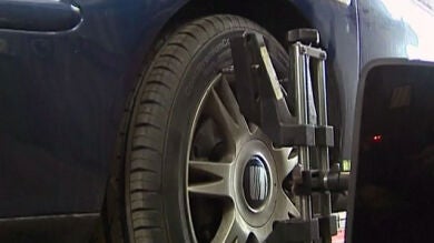 Más de un millón de coches circulan con los neumáticos en mal estado