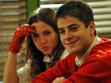 Capítulos Completos: Cierra los ojos Capítulos Completos: Cierra los ojos