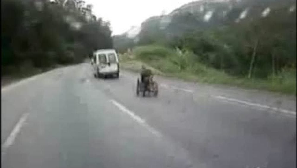 A 80 km/h en silla de ruedas