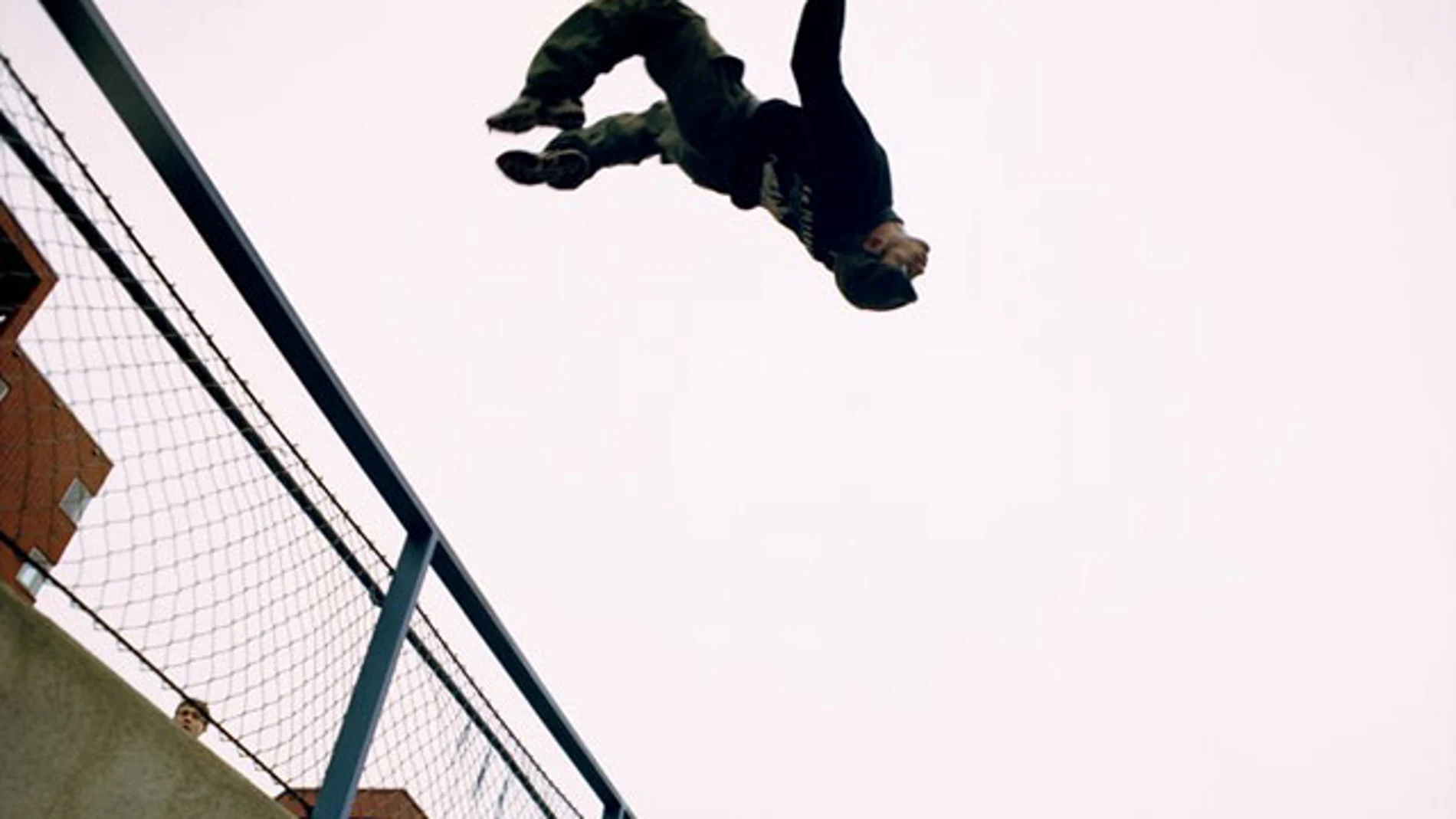 El parkour, moda por las calles de Europa El parkour, moda por las calles de Europa