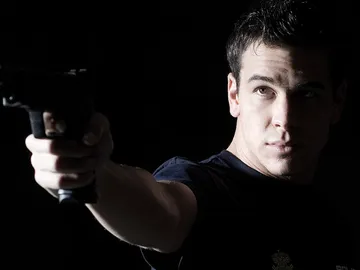 Mario Casas en una imagen de 'Los hombres de Paco' Mario Casas en una imagen de 'Los hombres de Paco'