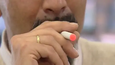 Un cigarrillo poco aconsejable Un cigarrillo poco aconsejable