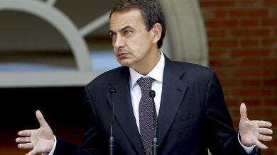 Sin pacto de nuevo en la reforma laboral que Zapatero aprobará en 2 semanas 